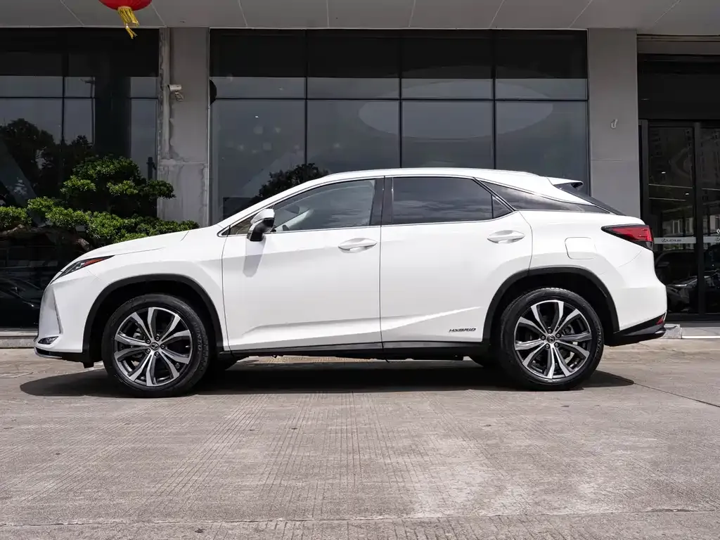 Lexus RX — фото 10