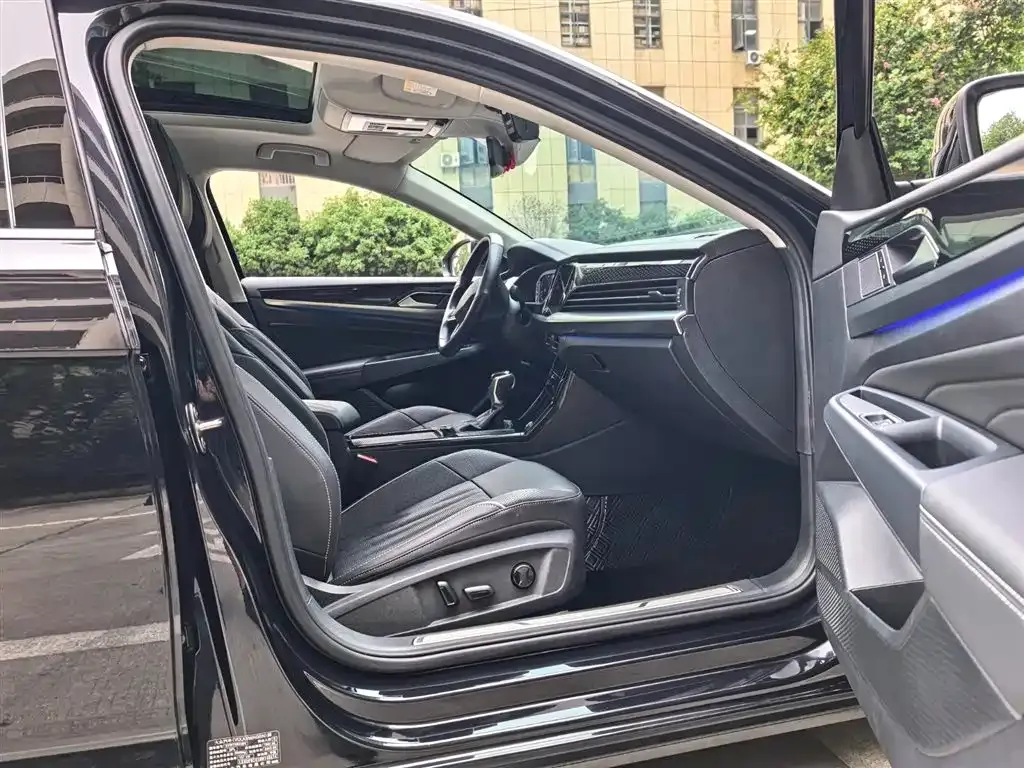 Volkswagen Passat — фото 2