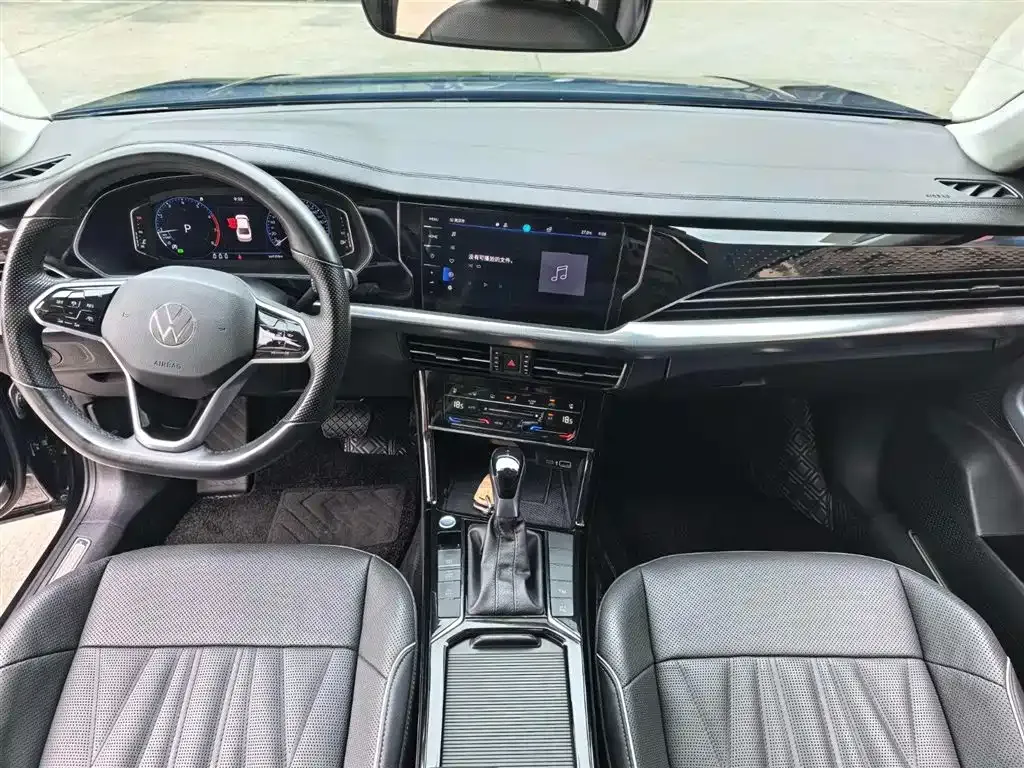 Volkswagen Passat — фото 9