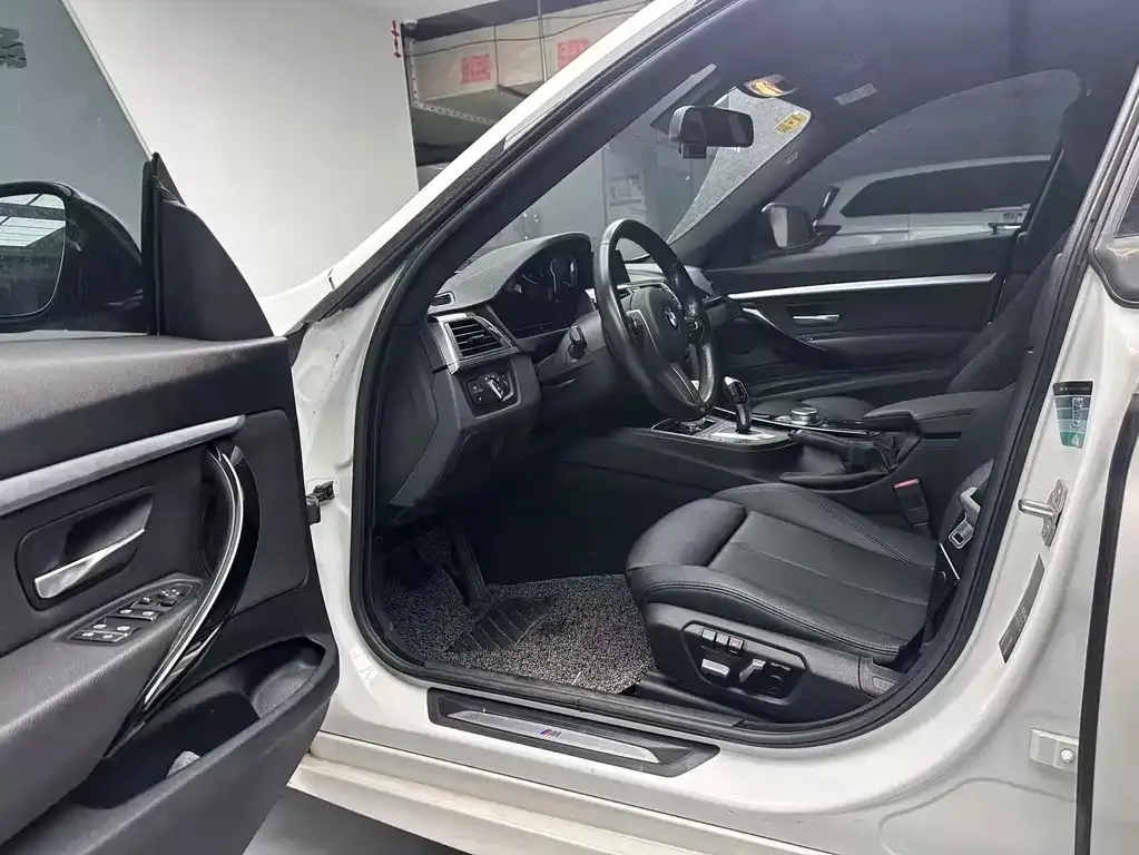 BMW 3 Series GT — фото 6