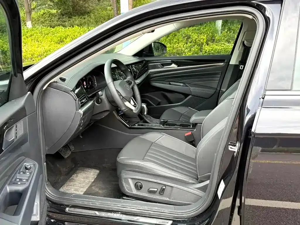 Volkswagen Passat — фото 6