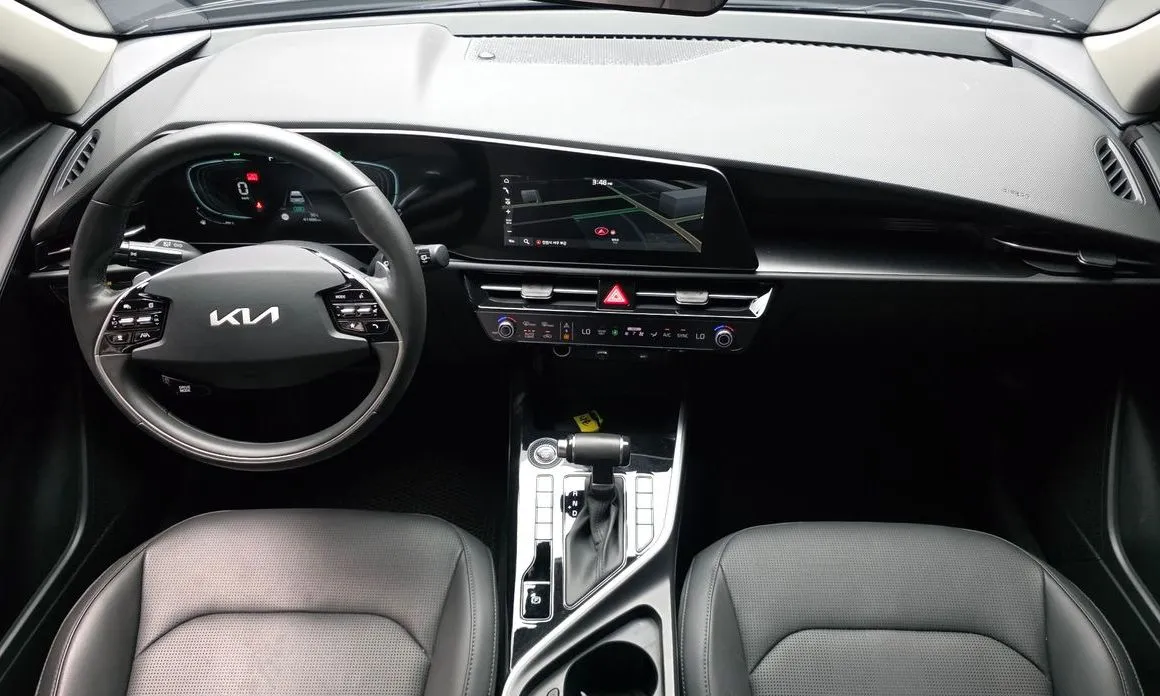 Kia Niro — фото 9