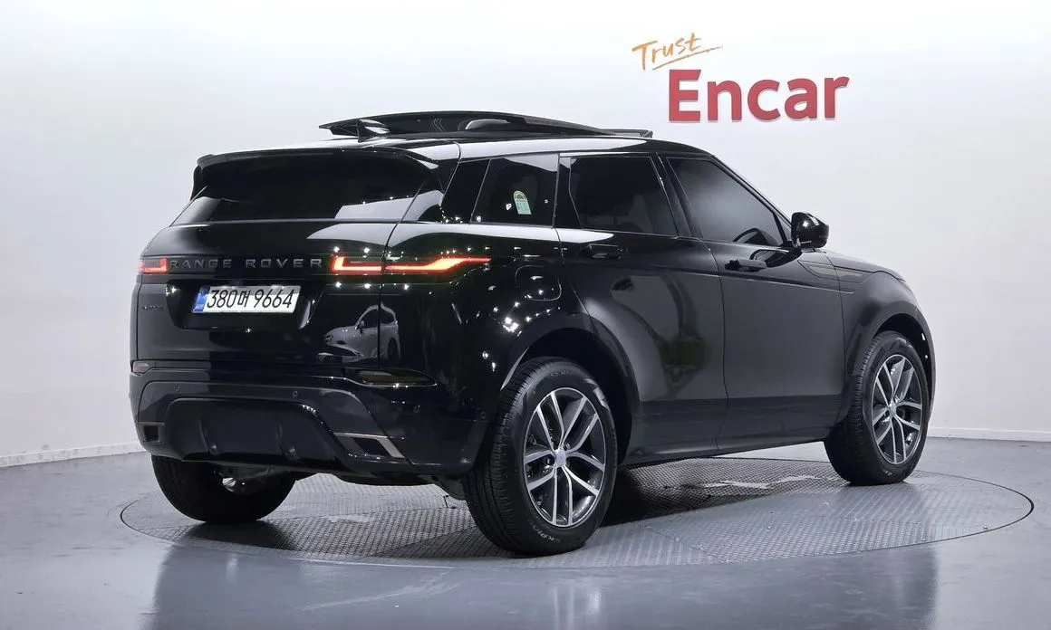 Land Rover Range Rover Evoque — фото 8