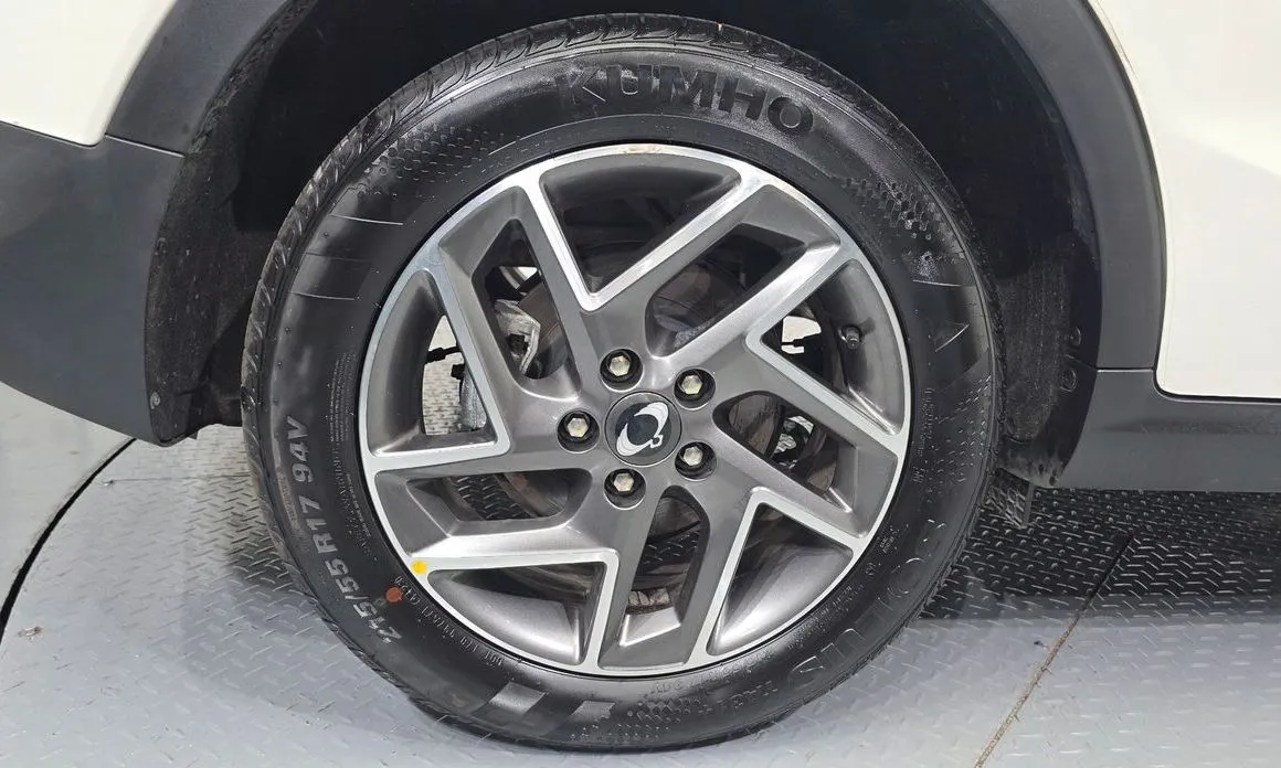 KG Mobility (Ssangyong) TIBOLI 2024 из KR, фото 9