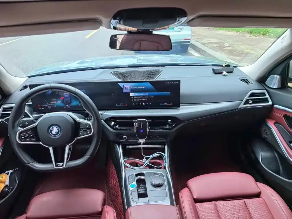 BMW i3 — фото 8