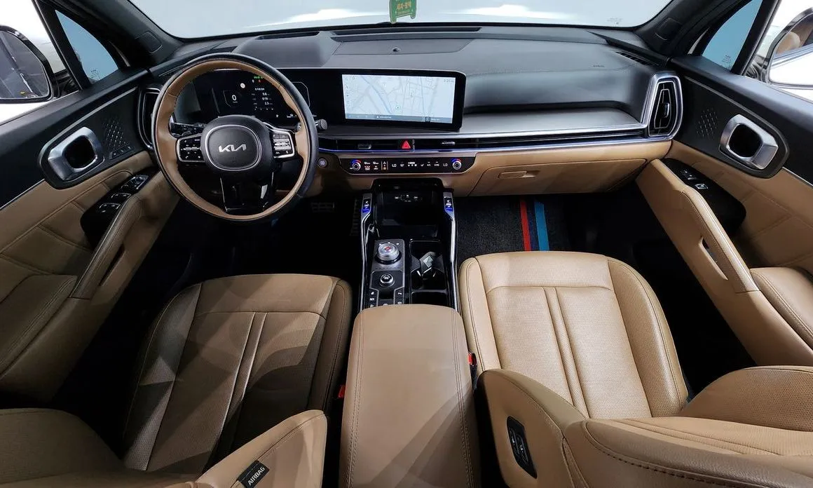 Kia Sorento — фото 6