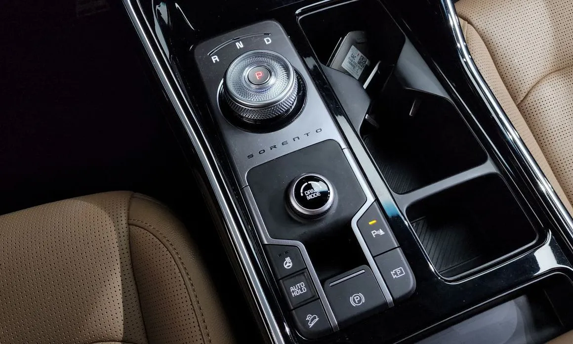 Kia Sorento — фото 10