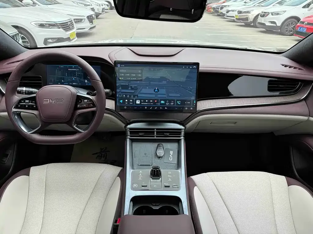BYD Seal — фото 4