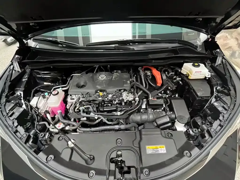 Toyota Sienna — фото 10