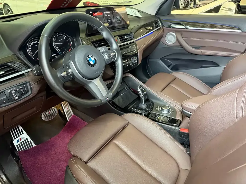 BMW X1 — фото 10