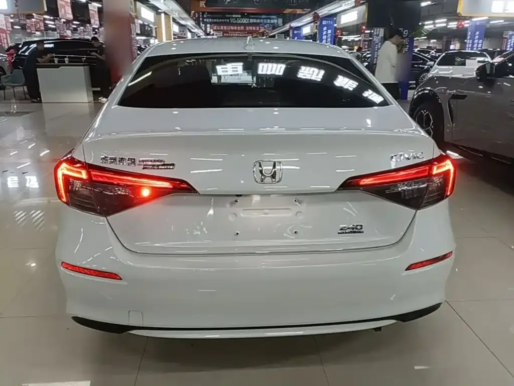 Honda Civic — фото 4