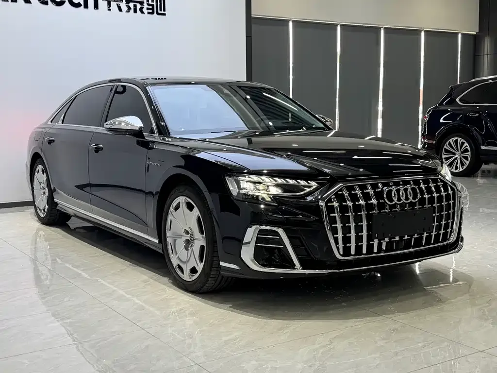 Audi A8 — фото 7