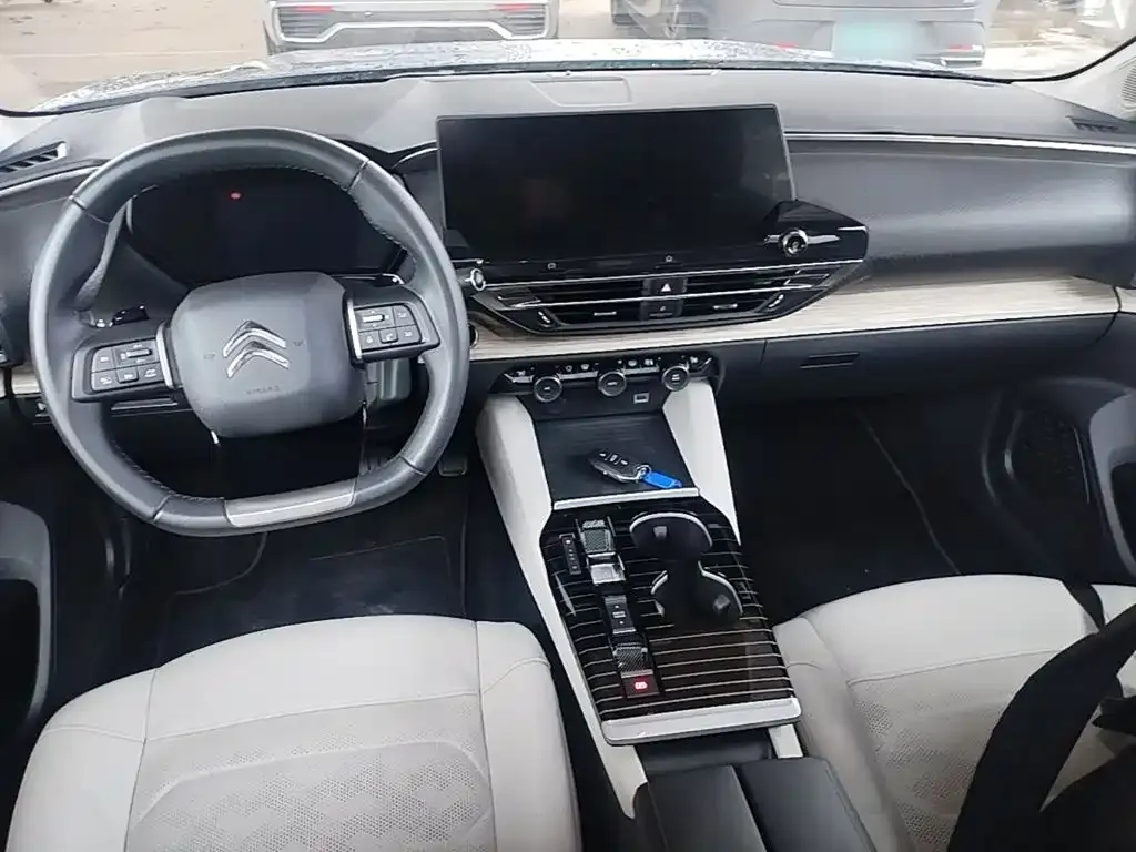 Citroen C5 X 2024 из CN, фото 9