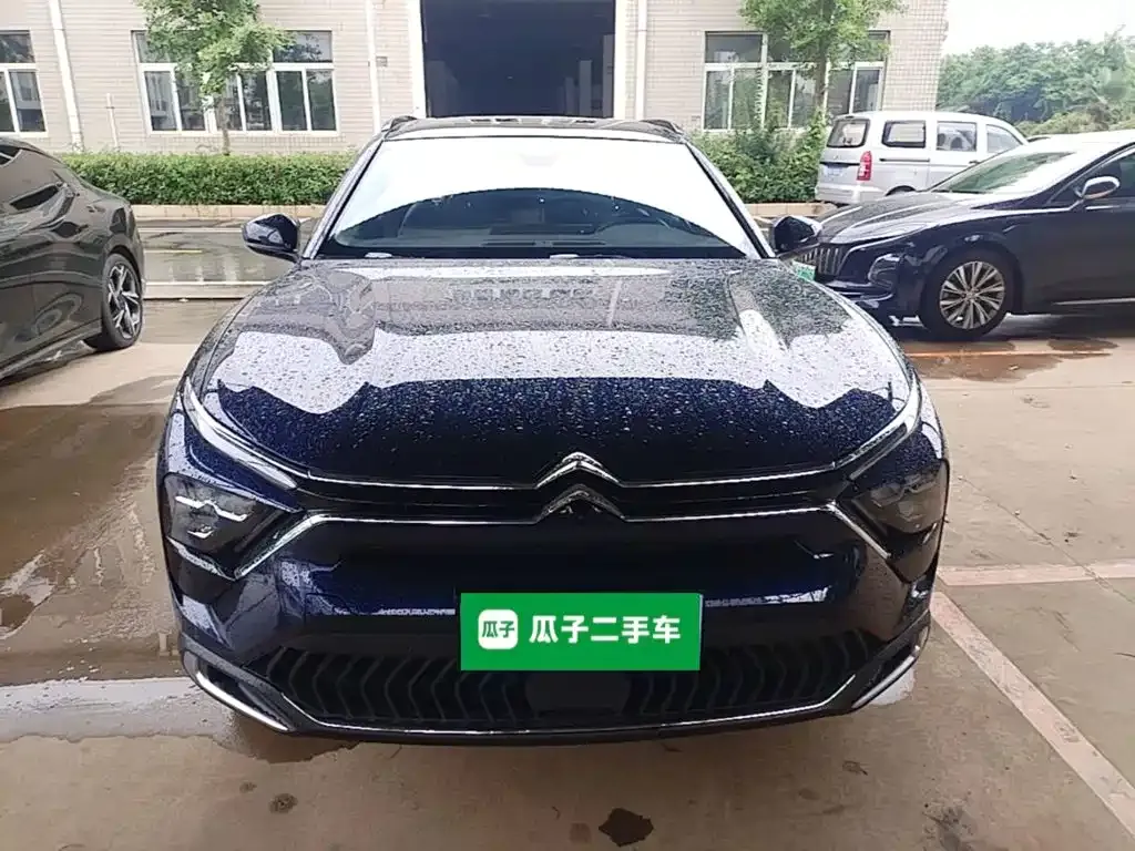 Citroen C5 X 2024 из CN, фото 3