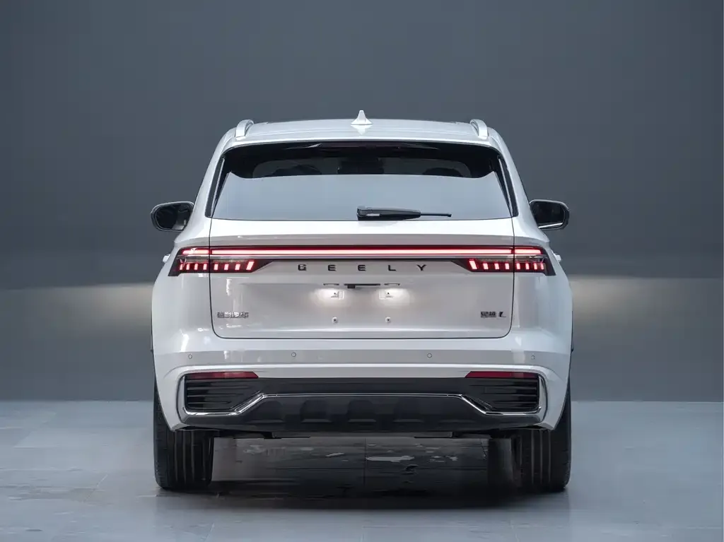 Geely Xingyue L — фото 9
