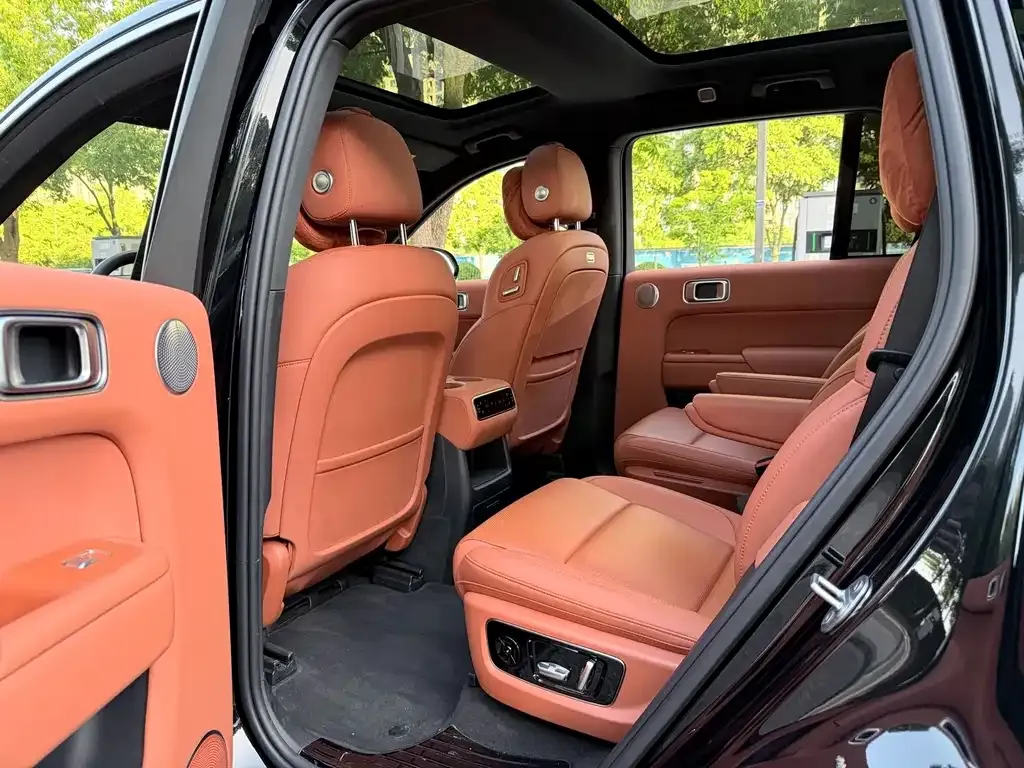 Li Auto L8 2024 из CN, фото 4