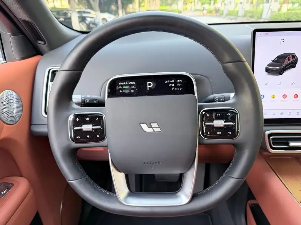 Li Auto L8 2024 из CN, фото 3
