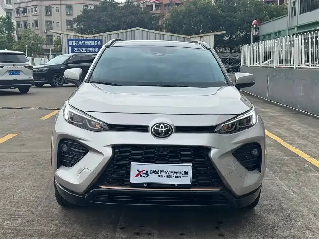 Toyota Wildlander — фото 3