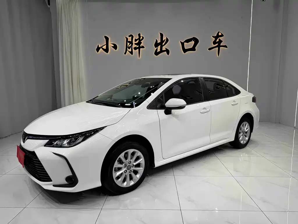 Toyota Corolla — фото 1