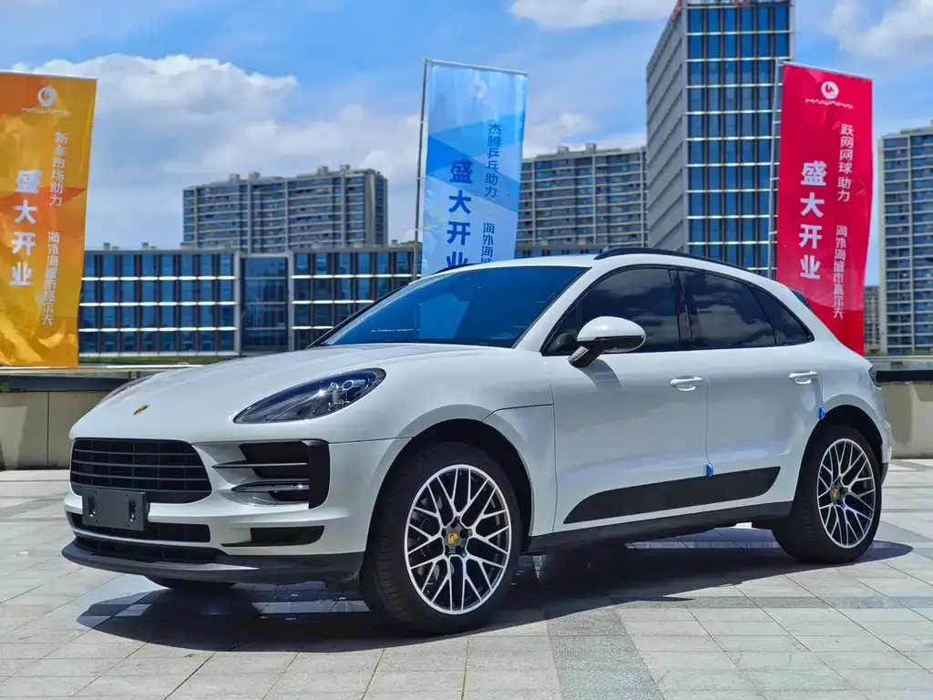 Porsche Macan — фото 1