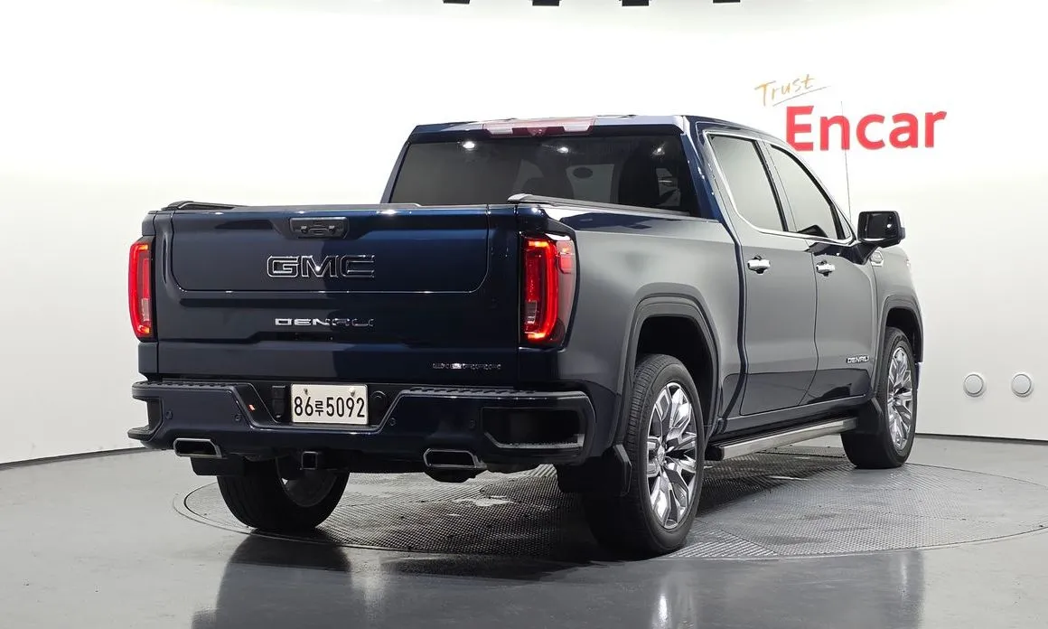 GMC Sierra — фото 3