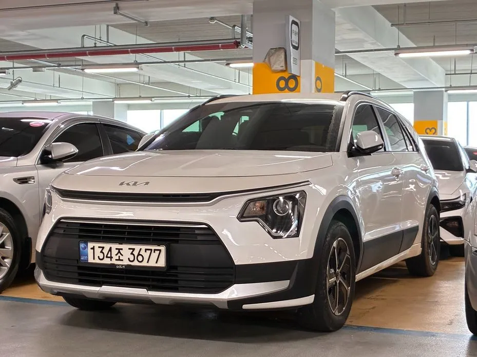 Kia Niro — фото 1