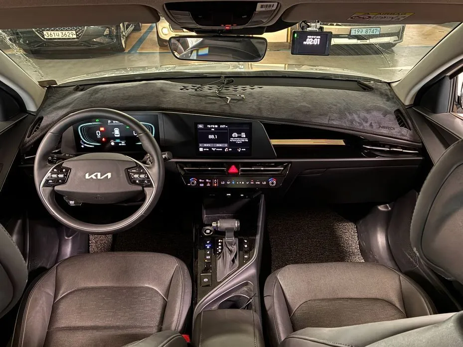 Kia Niro — фото 8