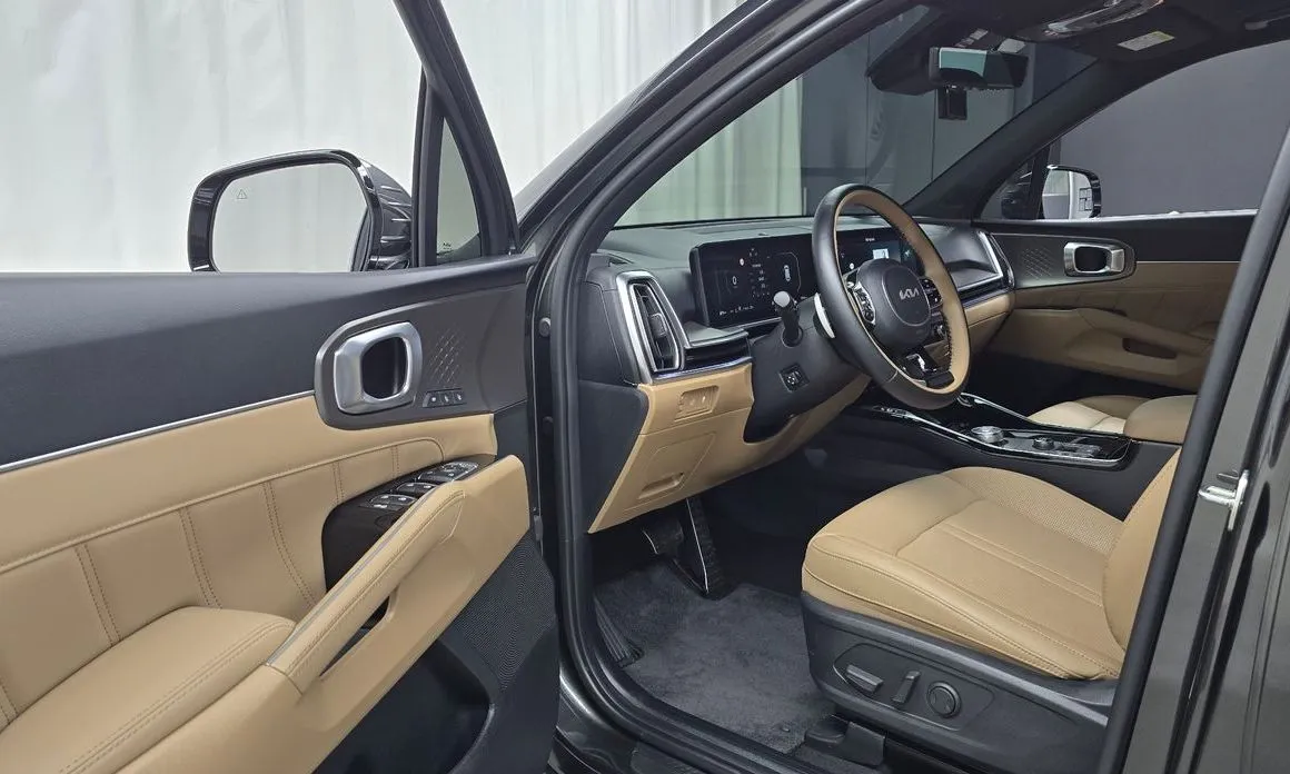 Kia Sorento — фото 7