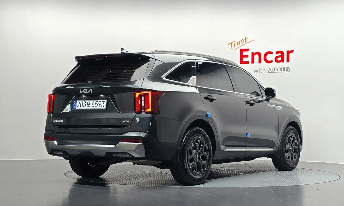 Kia Sorento — фото 9