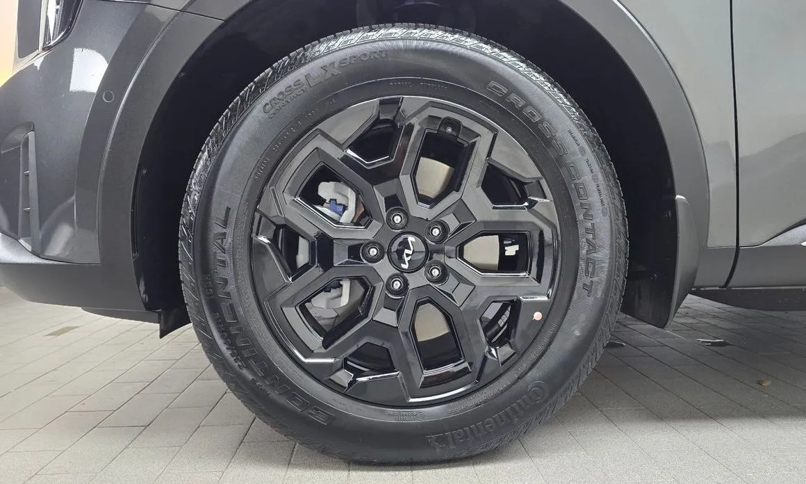 Kia Sorento — фото 4