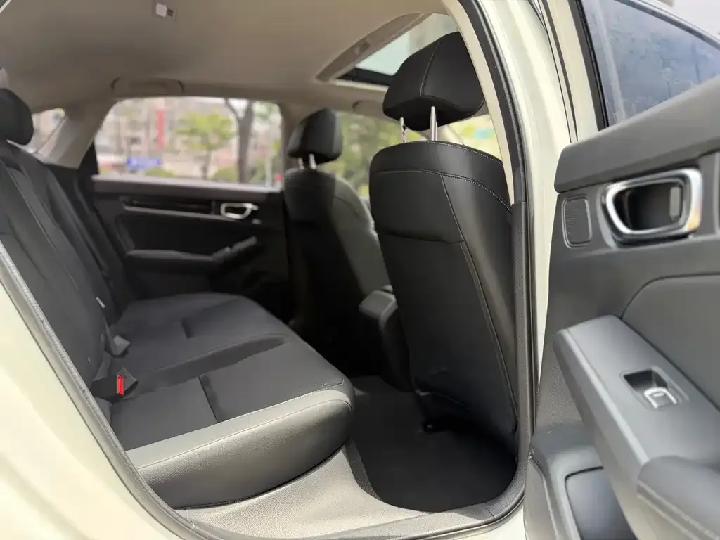 Honda Civic 2022 из CN, фото 2