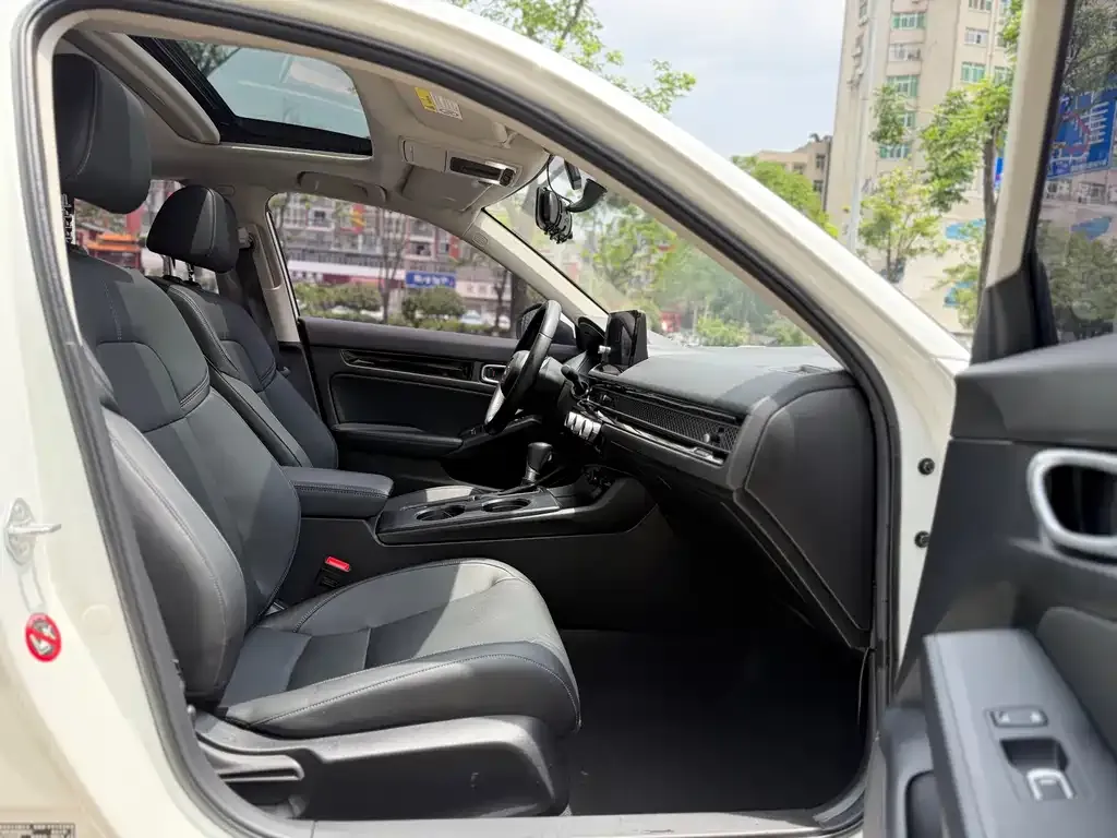 Honda Civic 2022 из CN, фото 5