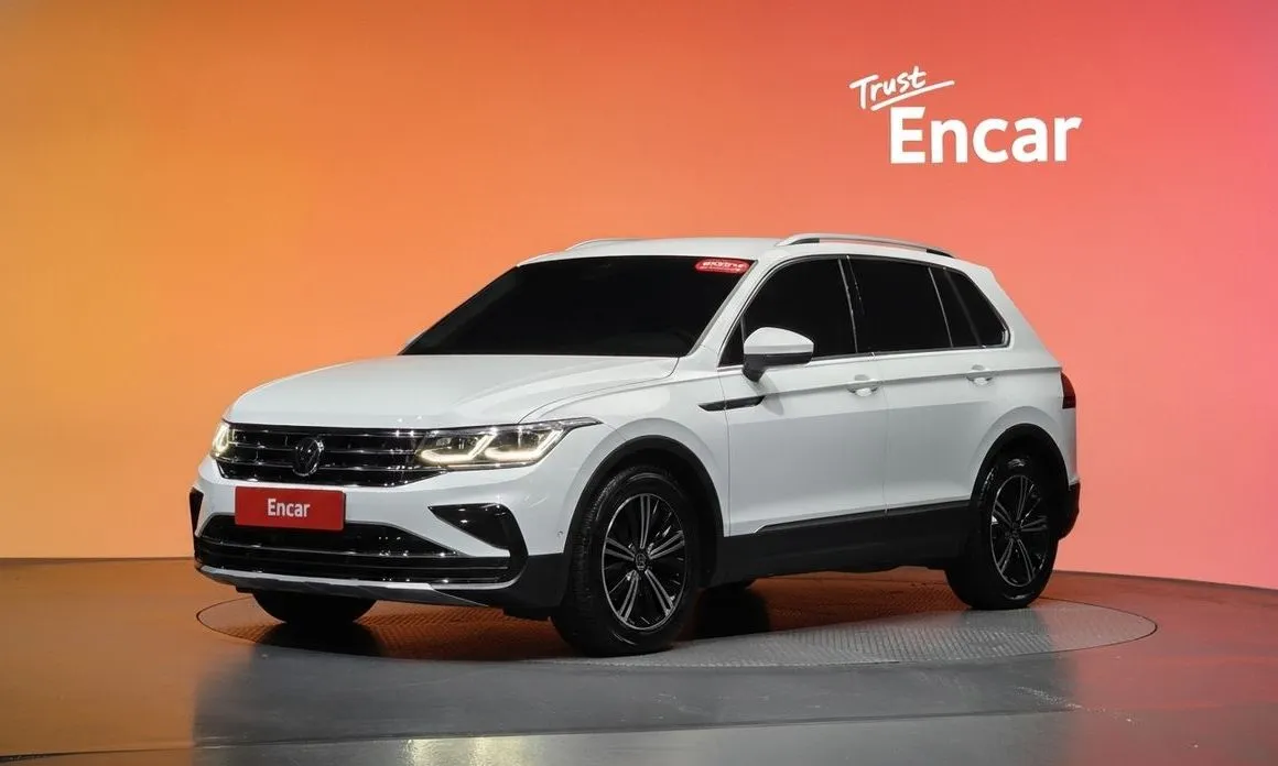 Volkswagen Tiguan — фото 1