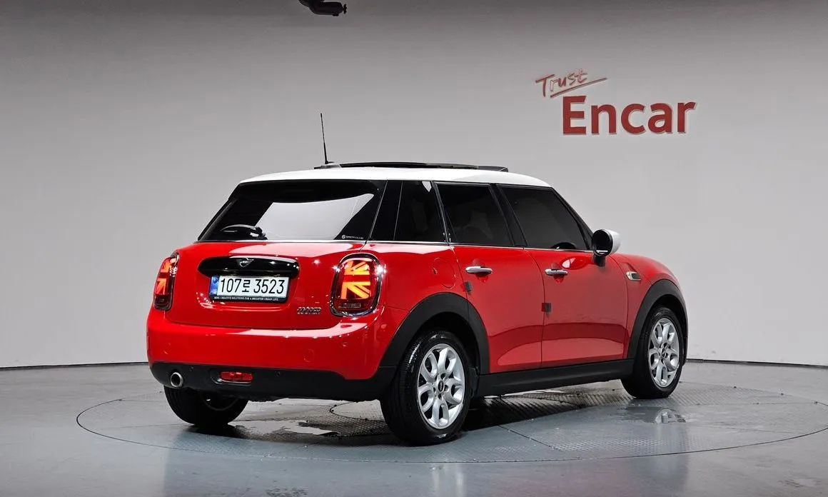Mini Cooper 2021 из KR, фото 10