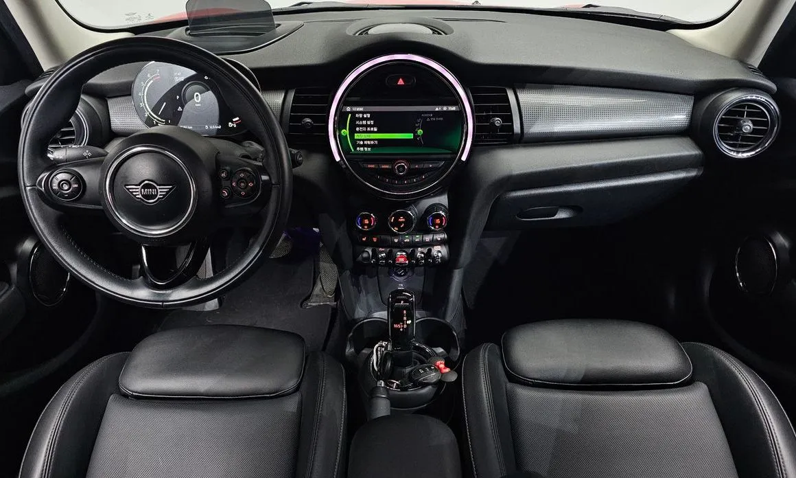 Mini Cooper 2021 из KR, фото 8