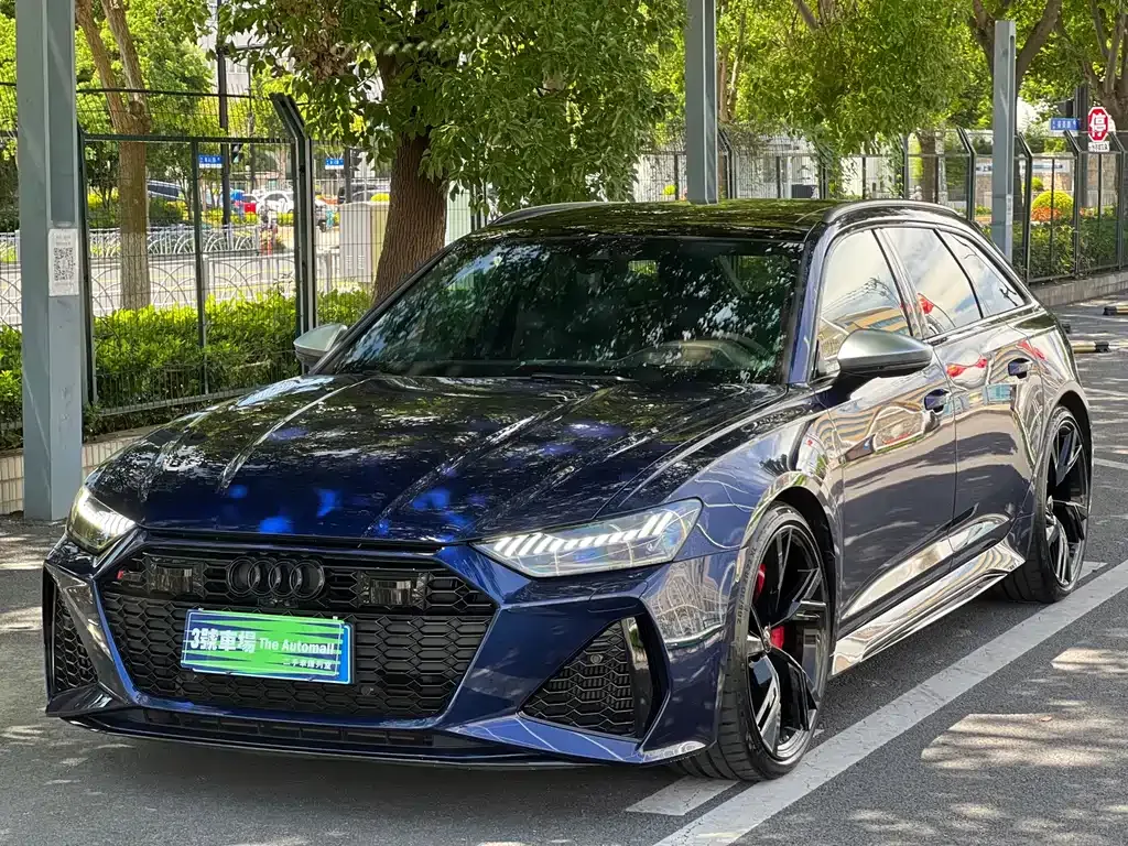 Audi RS 6 — фото 1