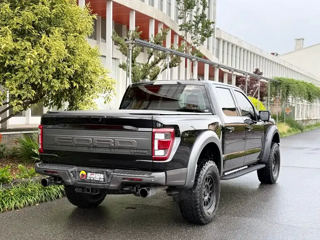 Ford F-150 Raptor — фото 7