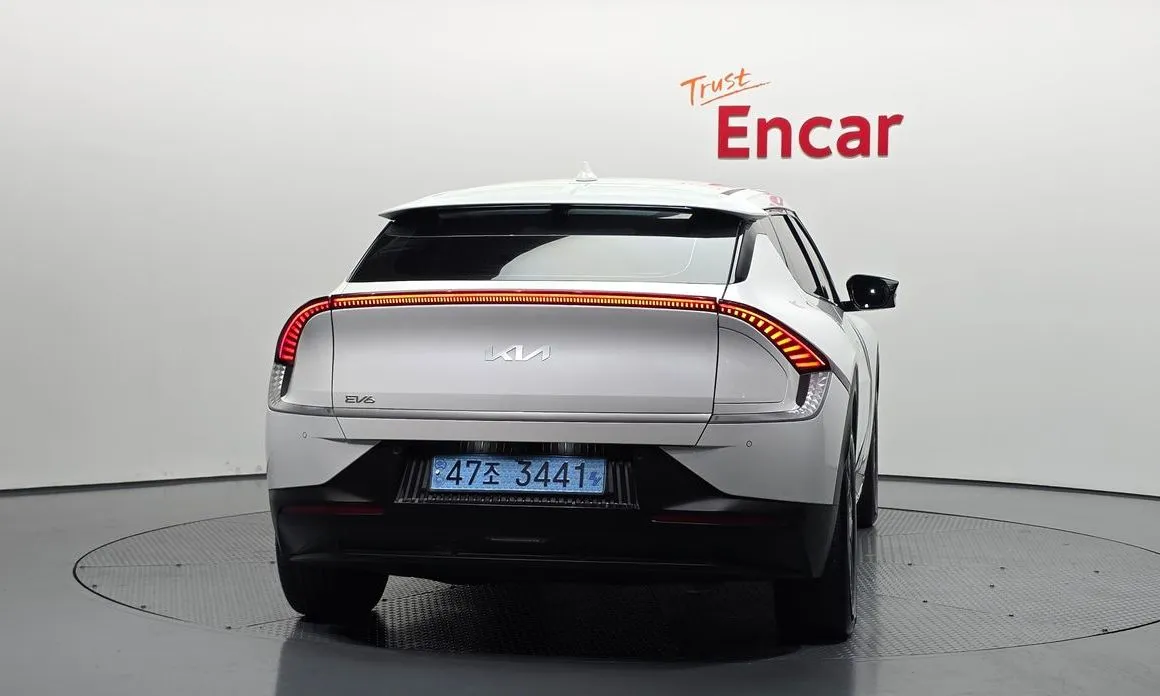 Kia EV6 2023 из KR, фото 4