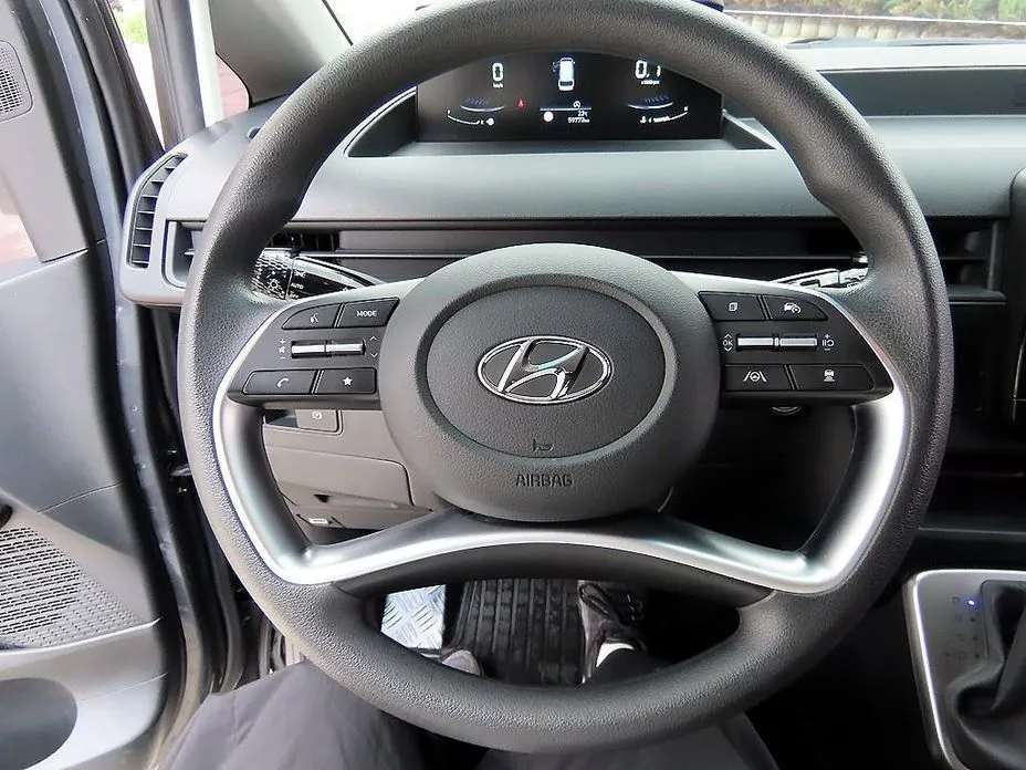 Hyundai Staria — фото 9