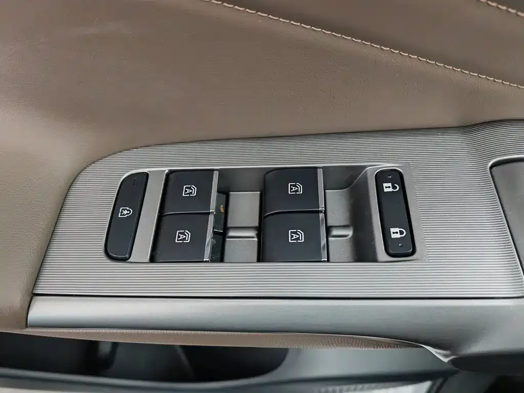 GAC Motor Trumpchi GS4 — фото 8
