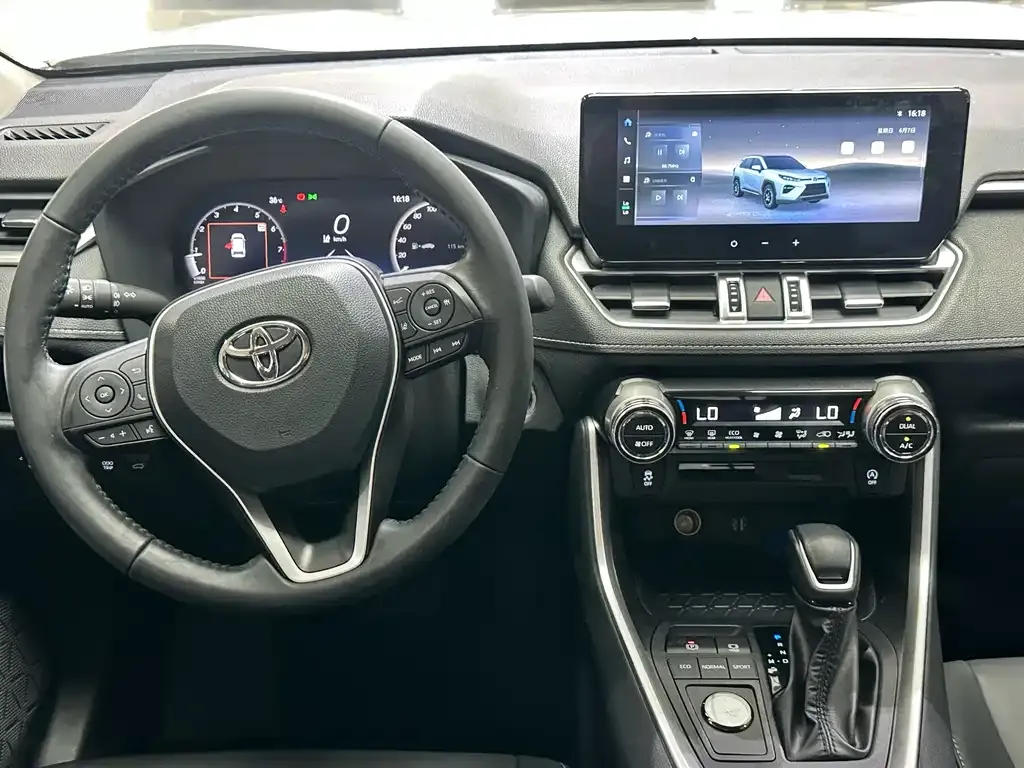 Toyota Wildlander — фото 10