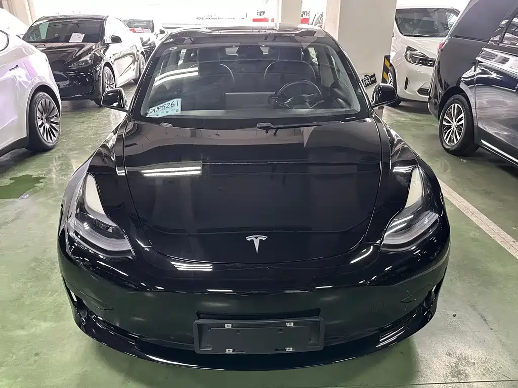 Tesla Model 3 — фото 5