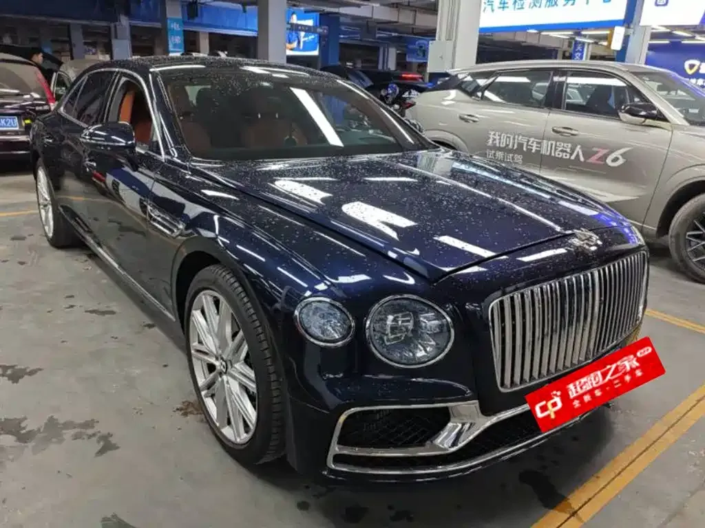 Bentley Flying Spur — фото 8