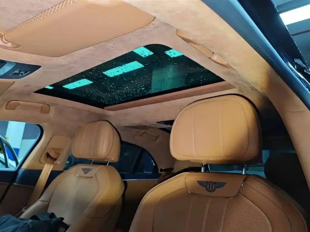 Bentley Flying Spur — фото 6