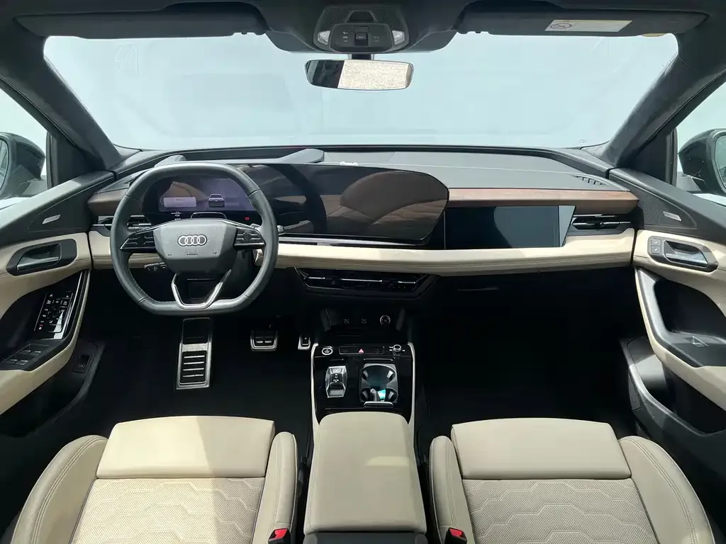 Audi Q6L e-tron — фото 4
