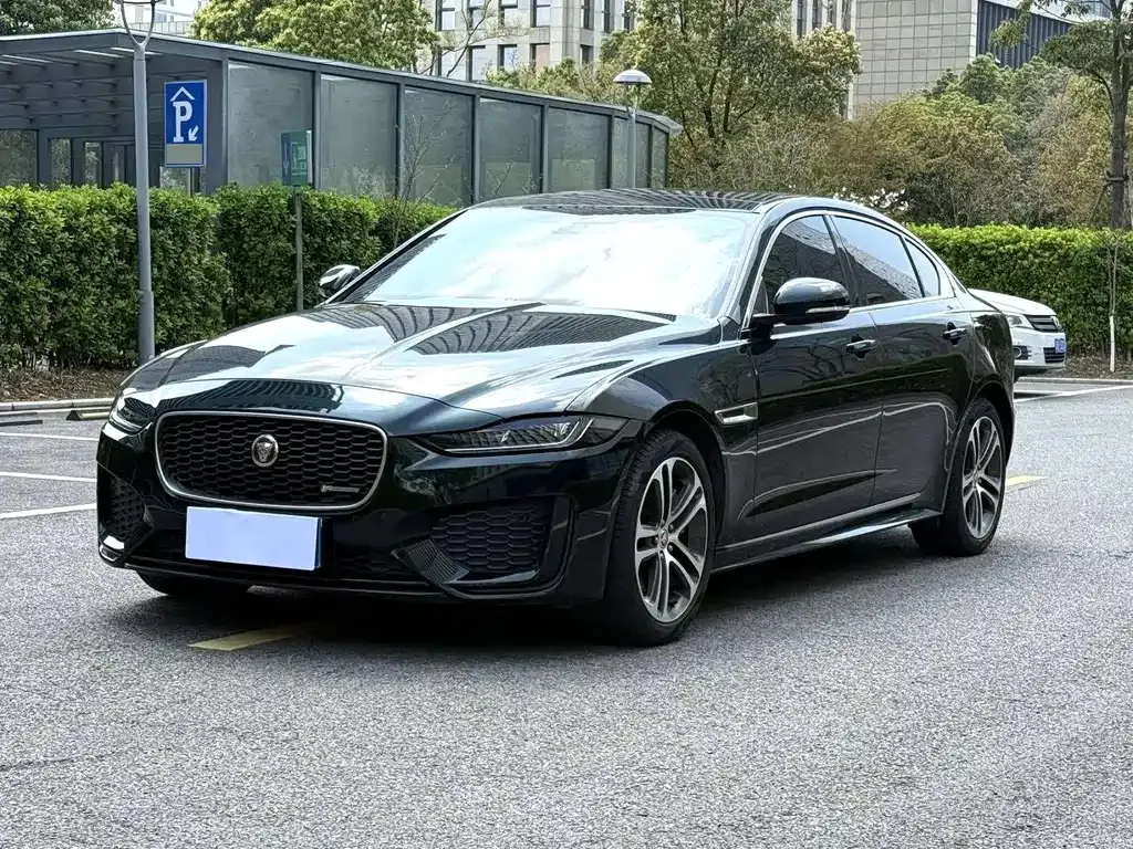 Jaguar XEL — фото 1