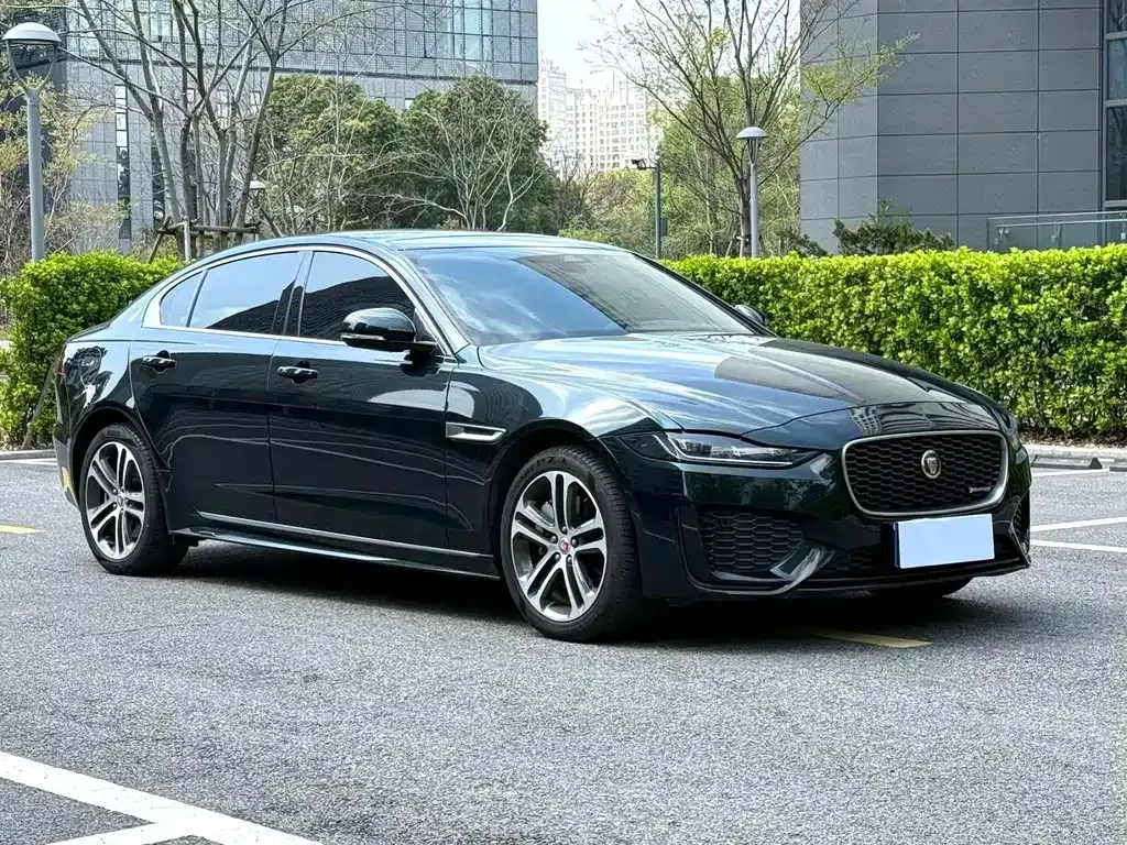 Jaguar XEL — фото 9