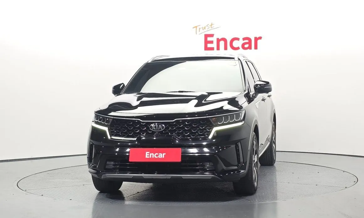 Kia Sorento — фото 7