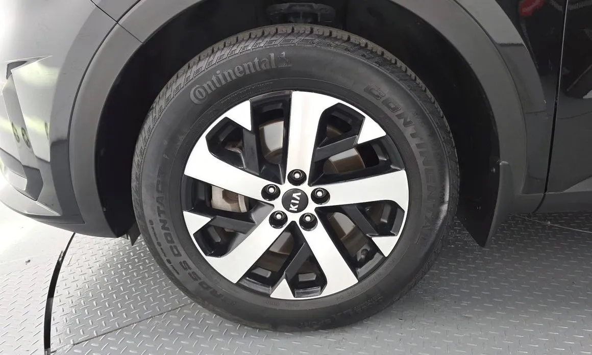 Kia Sorento — фото 5