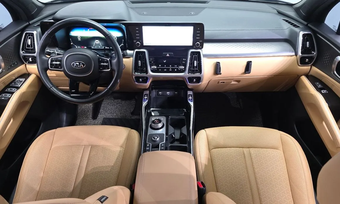 Kia Sorento — фото 10